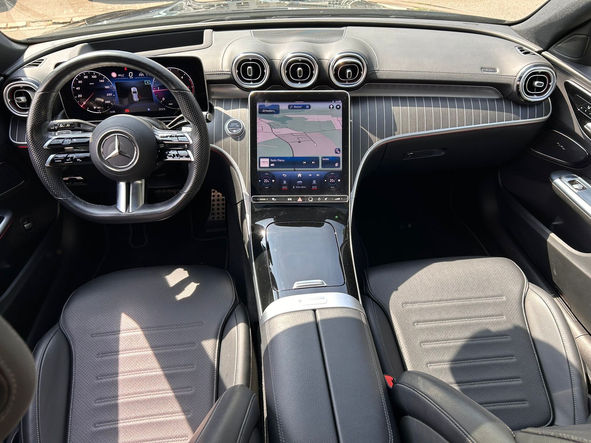 MERCEDES-BENZ C 220 d Swiss Star AMG Line 4matic Kombi-image-14