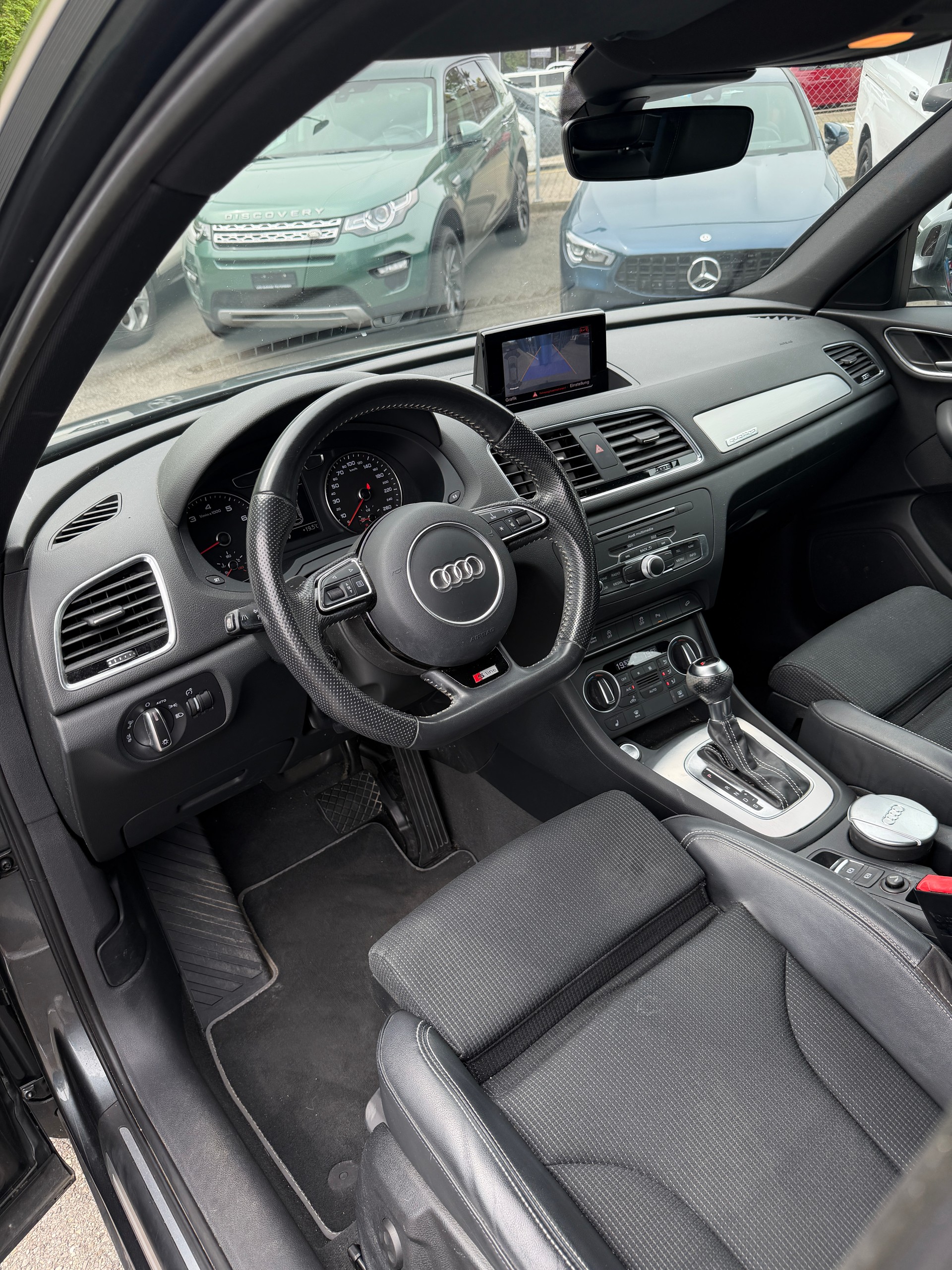 AUDI Q3 2.0 TFSI sport quattro S-tronic-image-6