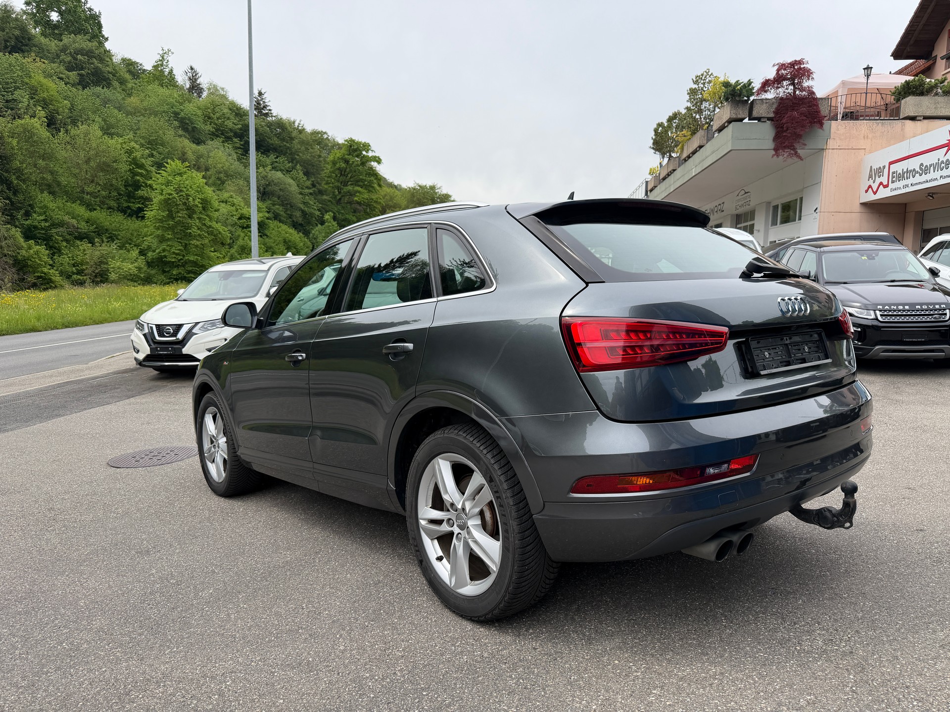 AUDI Q3 2.0 TFSI sport quattro S-tronic-image-4