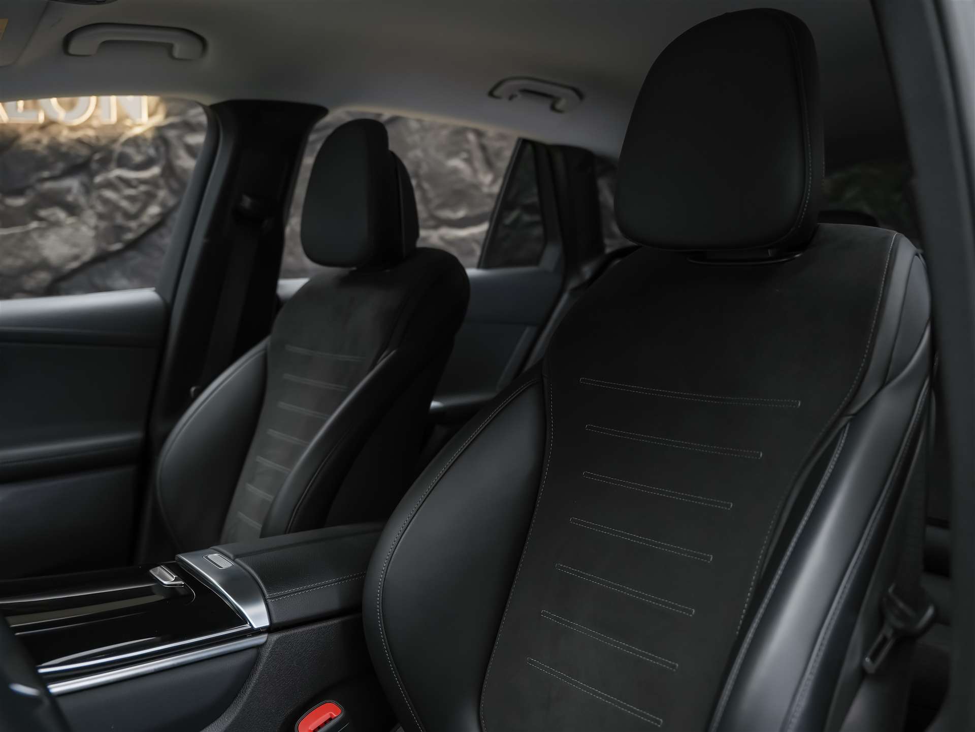 MERCEDES-BENZ GLC 220 d AMG Line 4Matic 9G-Tronic *21 Zoll*AMG Advanced Paket*Burmester*Rückfahrkamera*-image-10