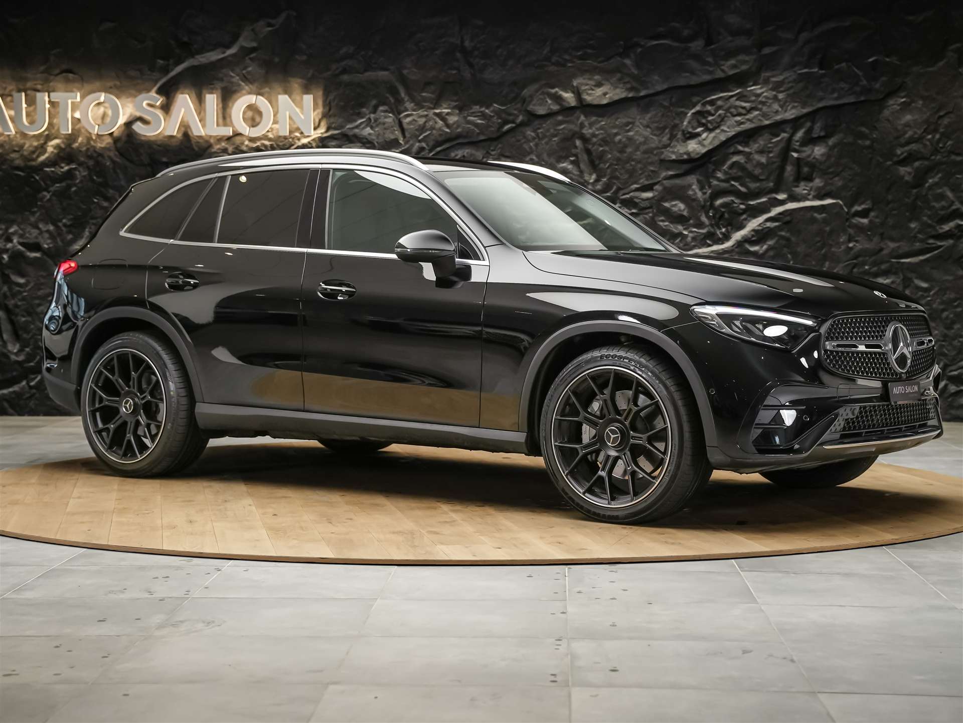 MERCEDES-BENZ GLC 220 d AMG Line 4Matic 9G-Tronic *21 Zoll*AMG Advanced Paket*Burmester*Rückfahrkamera*-image-6
