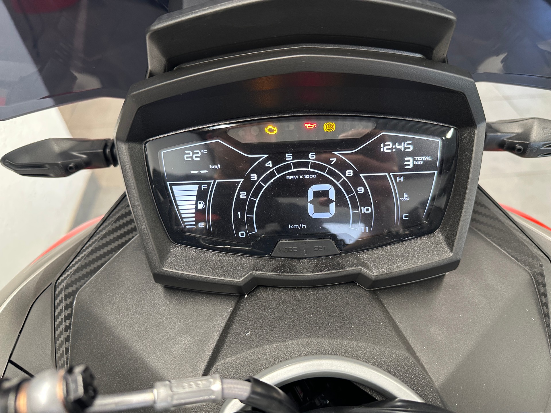 APRILIA SR GT 125 ABS | Neu | 125cc | Adventure Roller | Garantie-image-9
