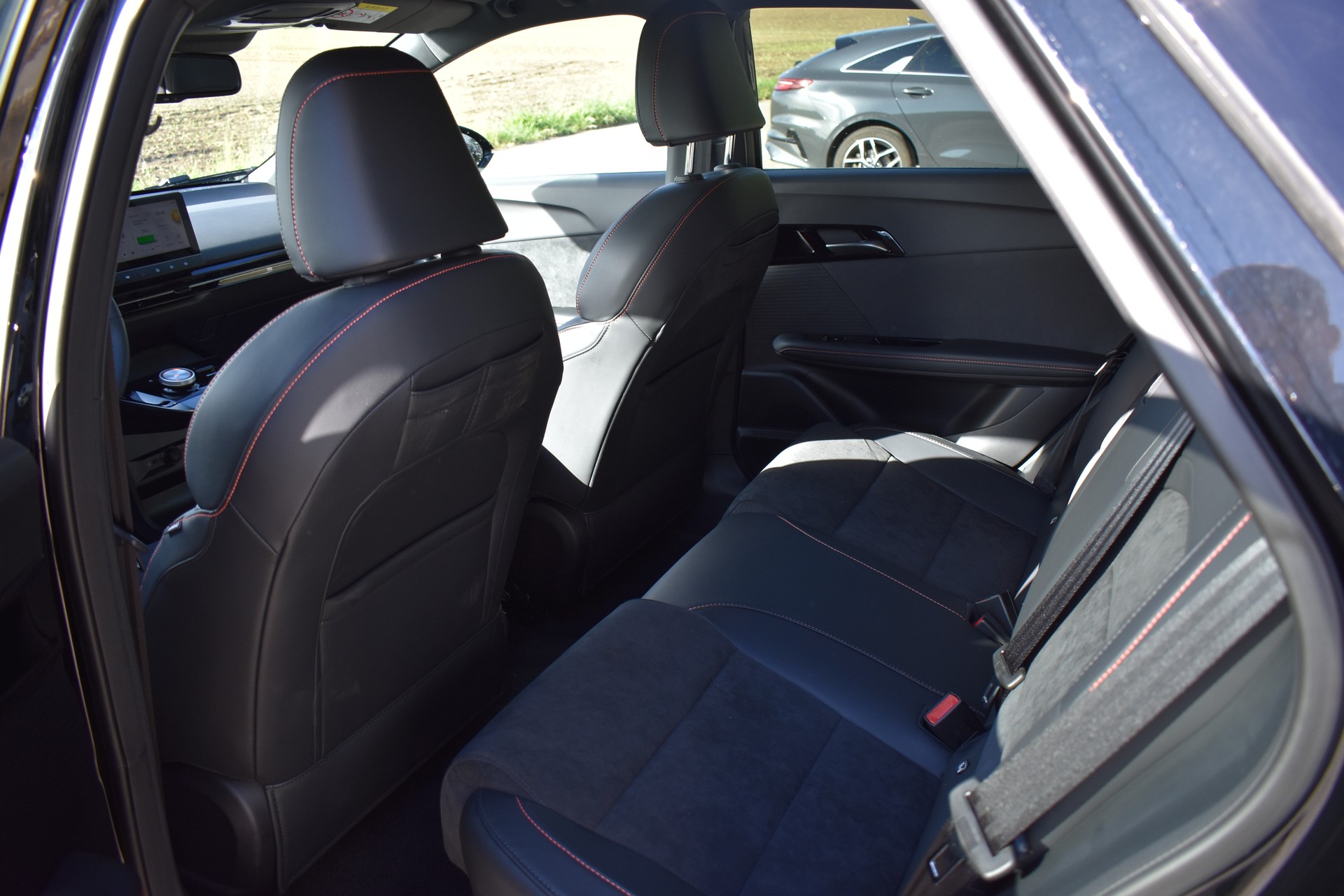 MG 4 EV 64kWh Xpower AWD-image-9