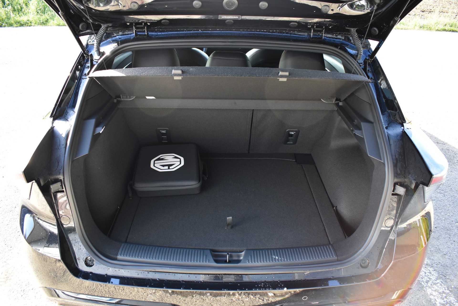 MG 4 EV 64kWh Xpower AWD-image-7