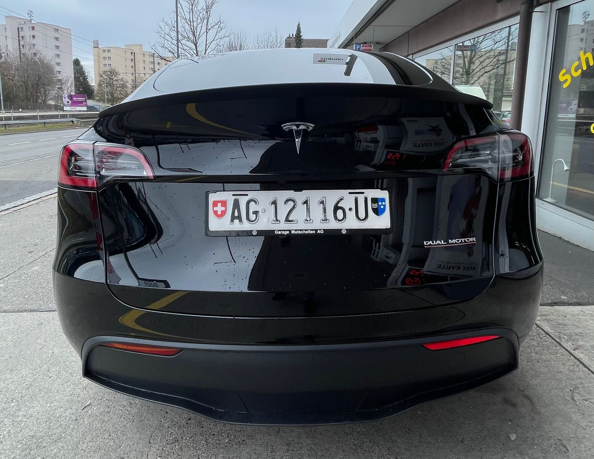 TESLA Model Y Performance 514 km (WLTP) 534PS Enhanced Autopilot Made in Berlin Werksgarantie-image-4