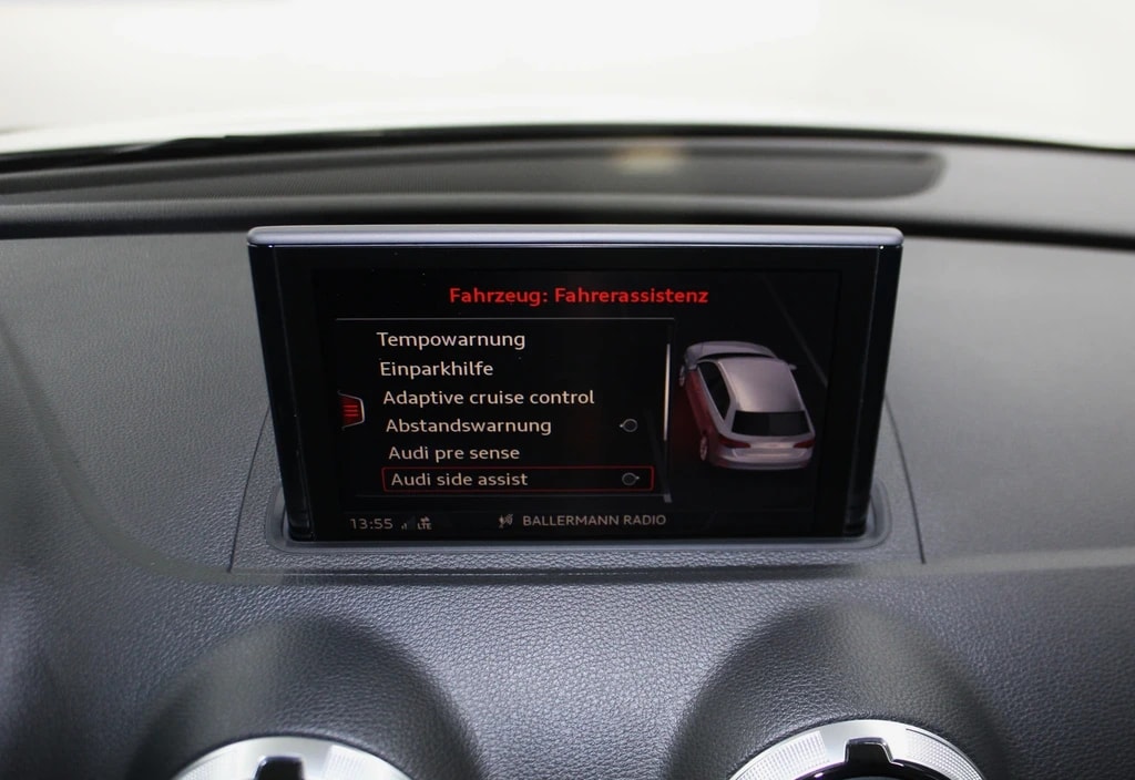 AUDI S3 Sportback 2.0 TFSI quattro S-tronic / CH- Fahrzeug-image-24