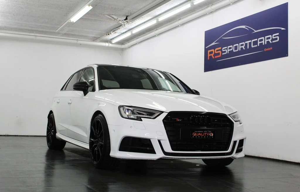 AUDI S3 Sportback 2.0 TFSI quattro S-tronic / CH- Fahrzeug-showroom-element-1