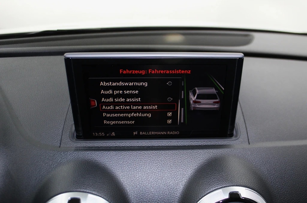 AUDI S3 Sportback 2.0 TFSI quattro S-tronic / CH- Fahrzeug-image-25