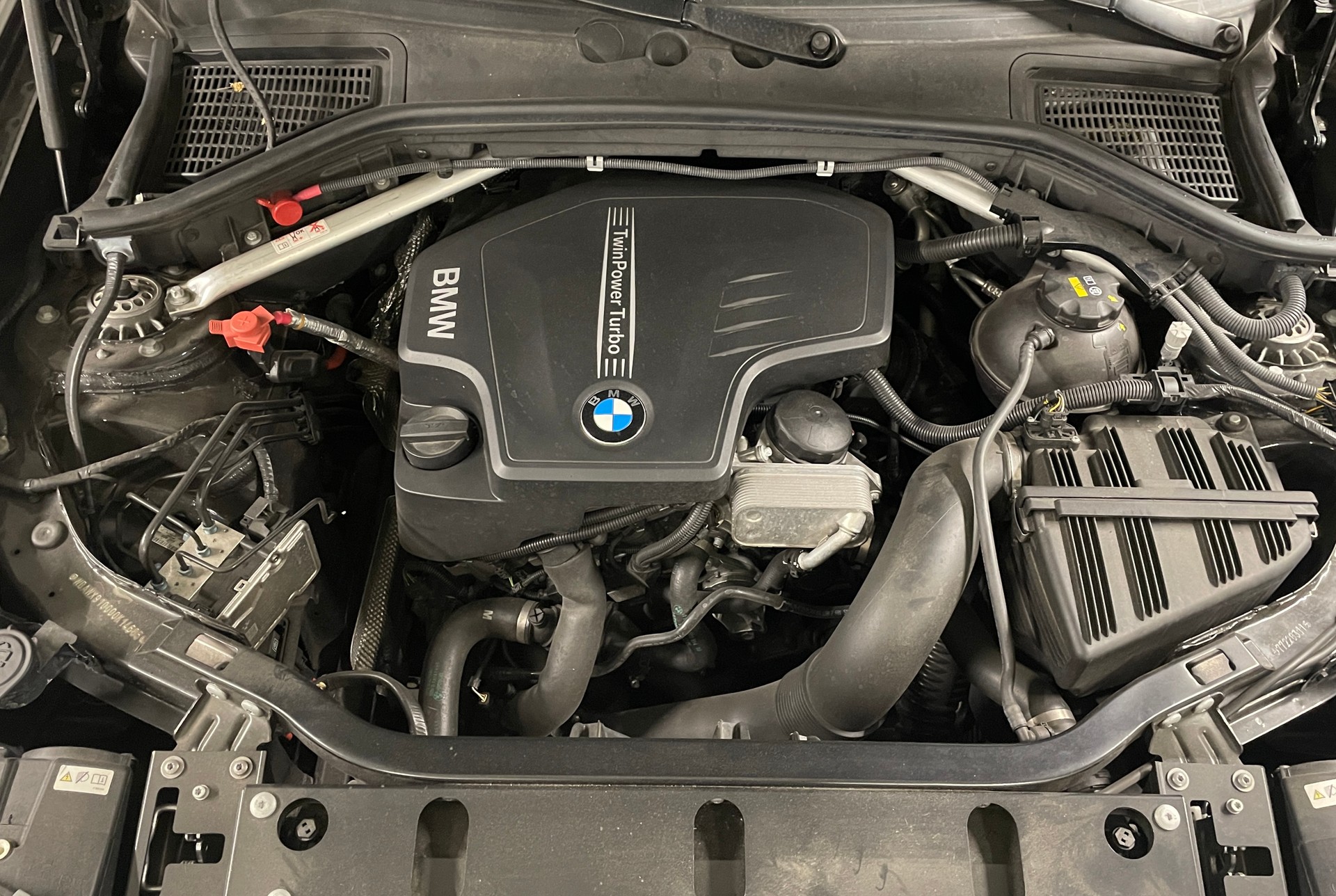 BMW X3 xDrive 28i xLine Steptronic-image-25