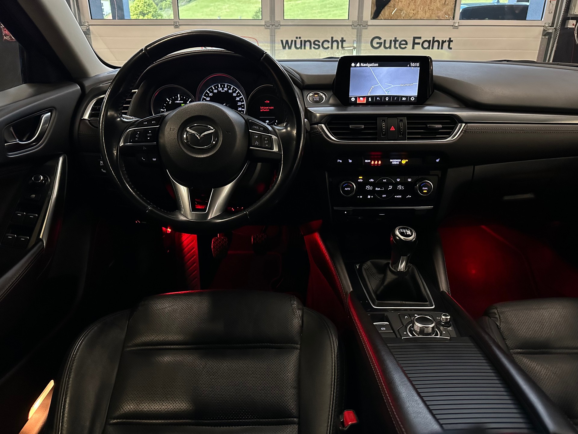 MAZDA 6 Sportwagon 2.2 D 16V HP Revolution-image-9