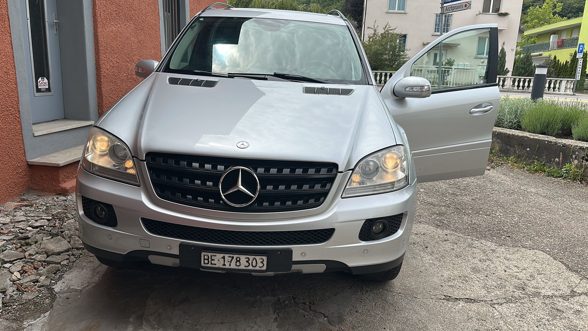 MERCEDES-BENZ ML 320-image-1