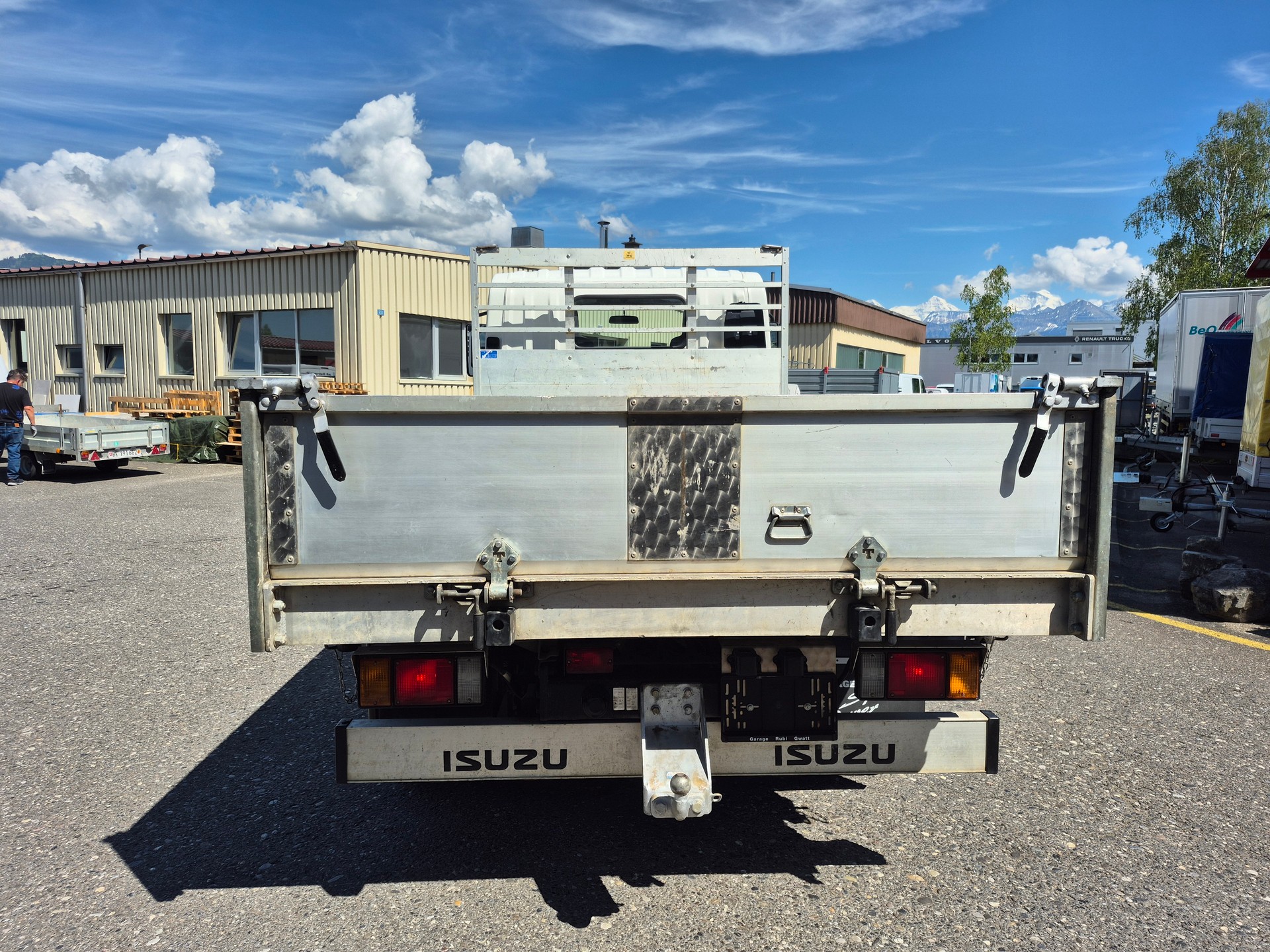 ISUZU M21 NLR 87 E Heavy-image-5