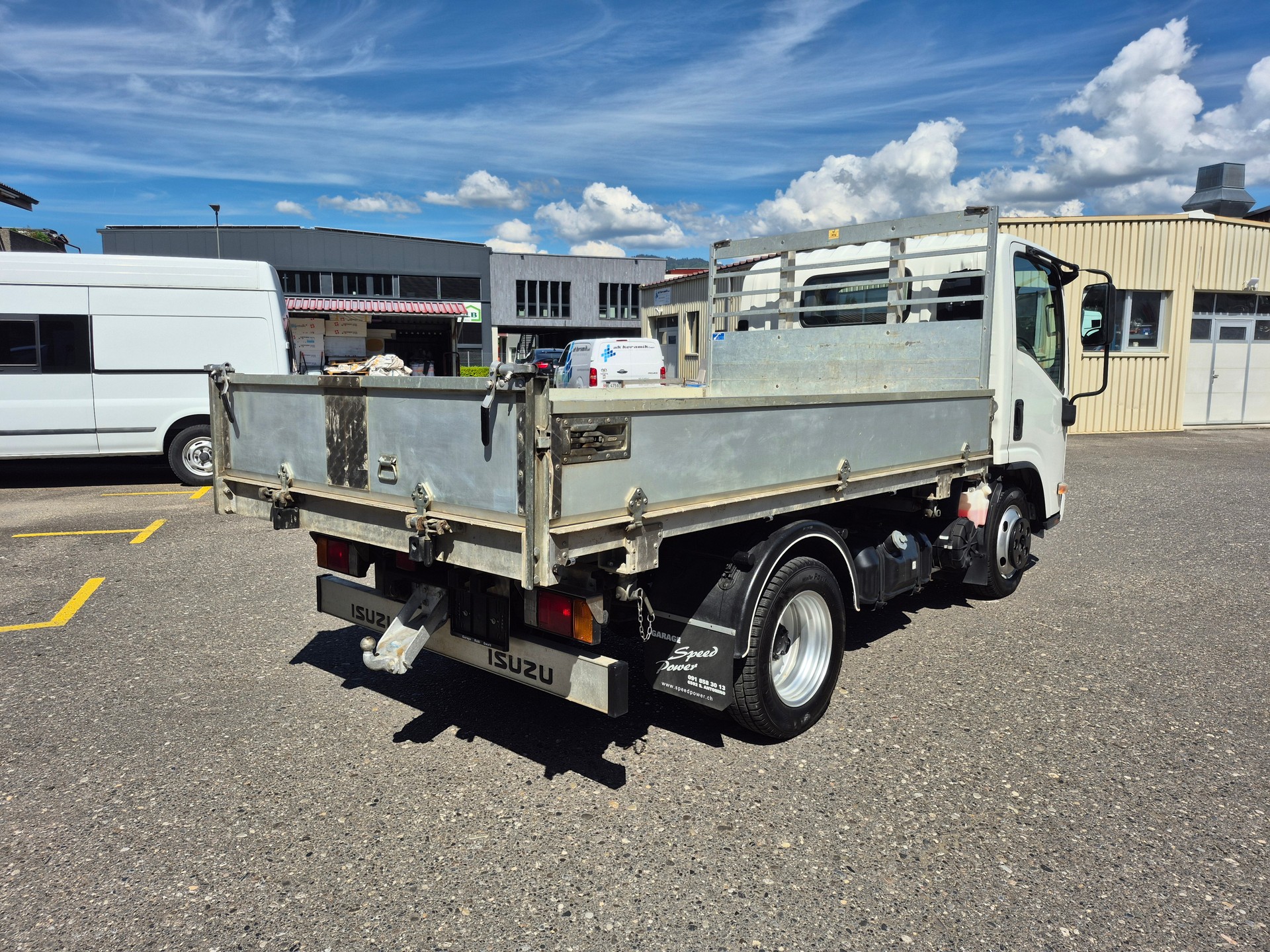 ISUZU M21 NLR 87 E Heavy-image-4