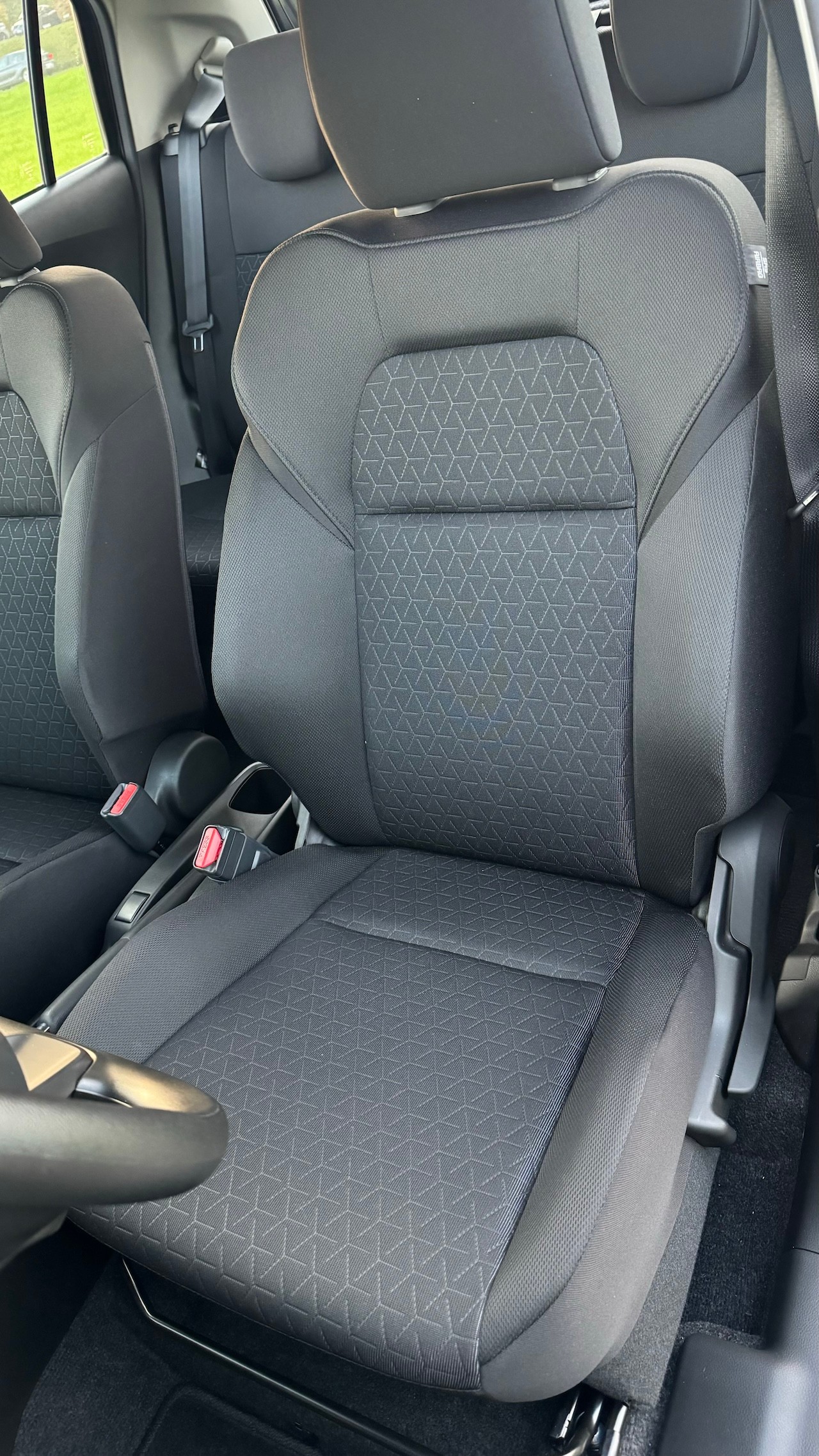 SUZUKI NEW SWIFT 1.2 COMPACT HYBRID 4X4-image-8