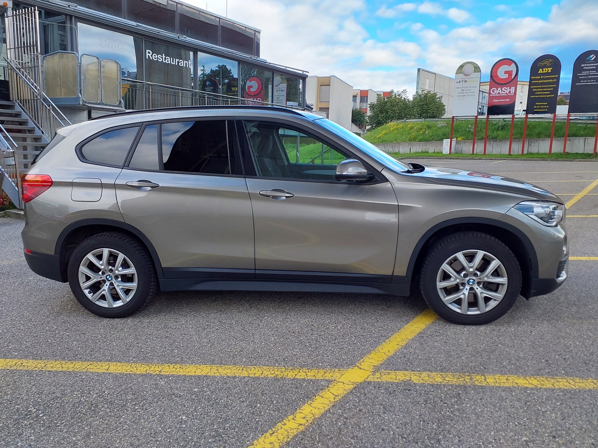 BMW X1 xDrive 20d Sport Line Steptronic-image-3