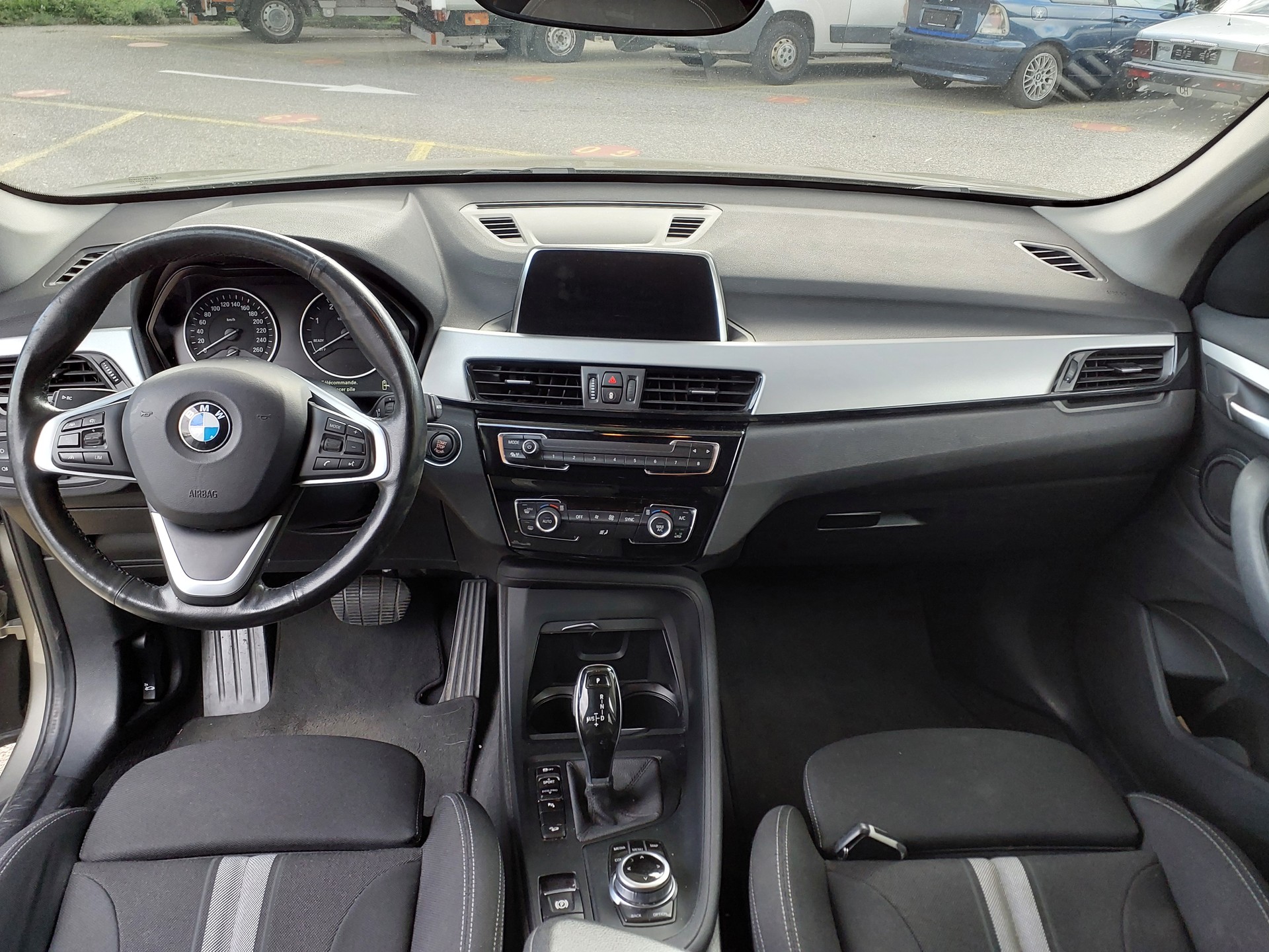 BMW X1 xDrive 20d Sport Line Steptronic-image-9