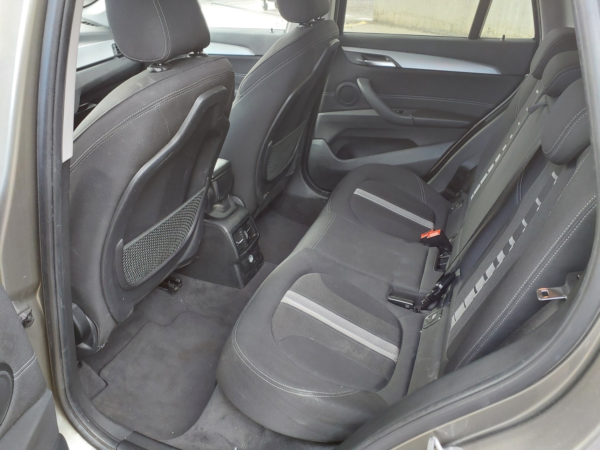 BMW X1 xDrive 20d Sport Line Steptronic-image-11