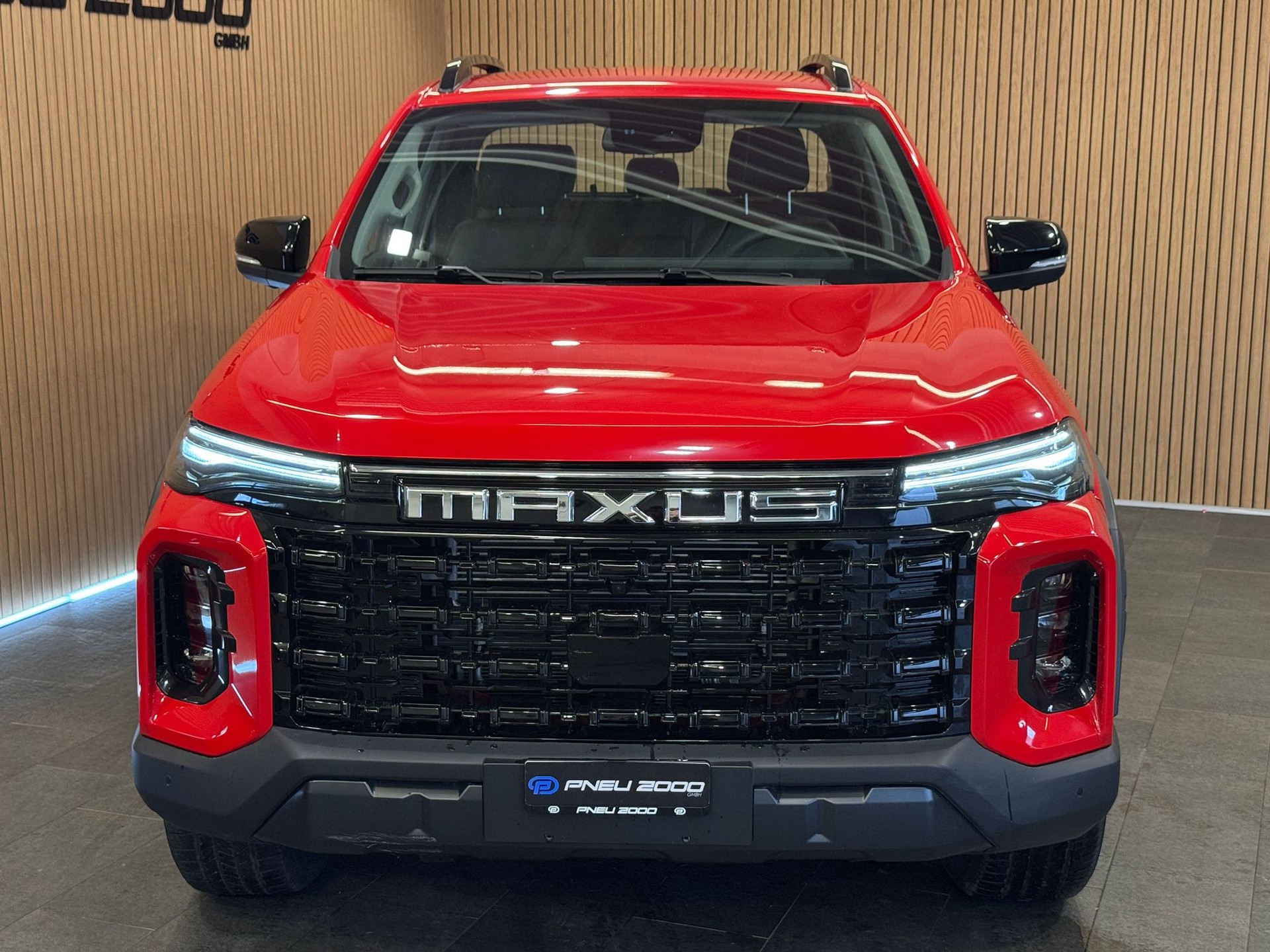 MAXUS T60 Luxury Max 2.0TDI 4x4 Automat *auch in Rot verfügbar*-showroom-element-1