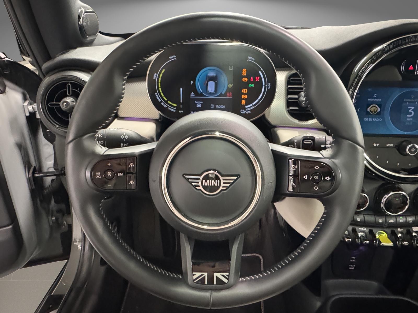 MINI F56 Cooper SE-image-15