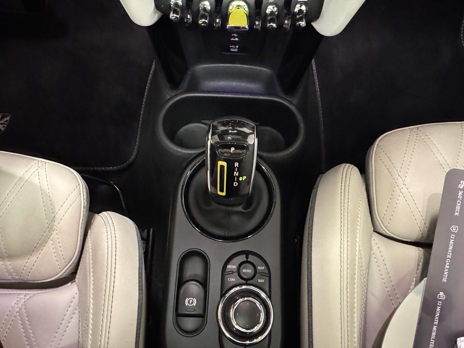 MINI F56 Cooper SE-image-19
