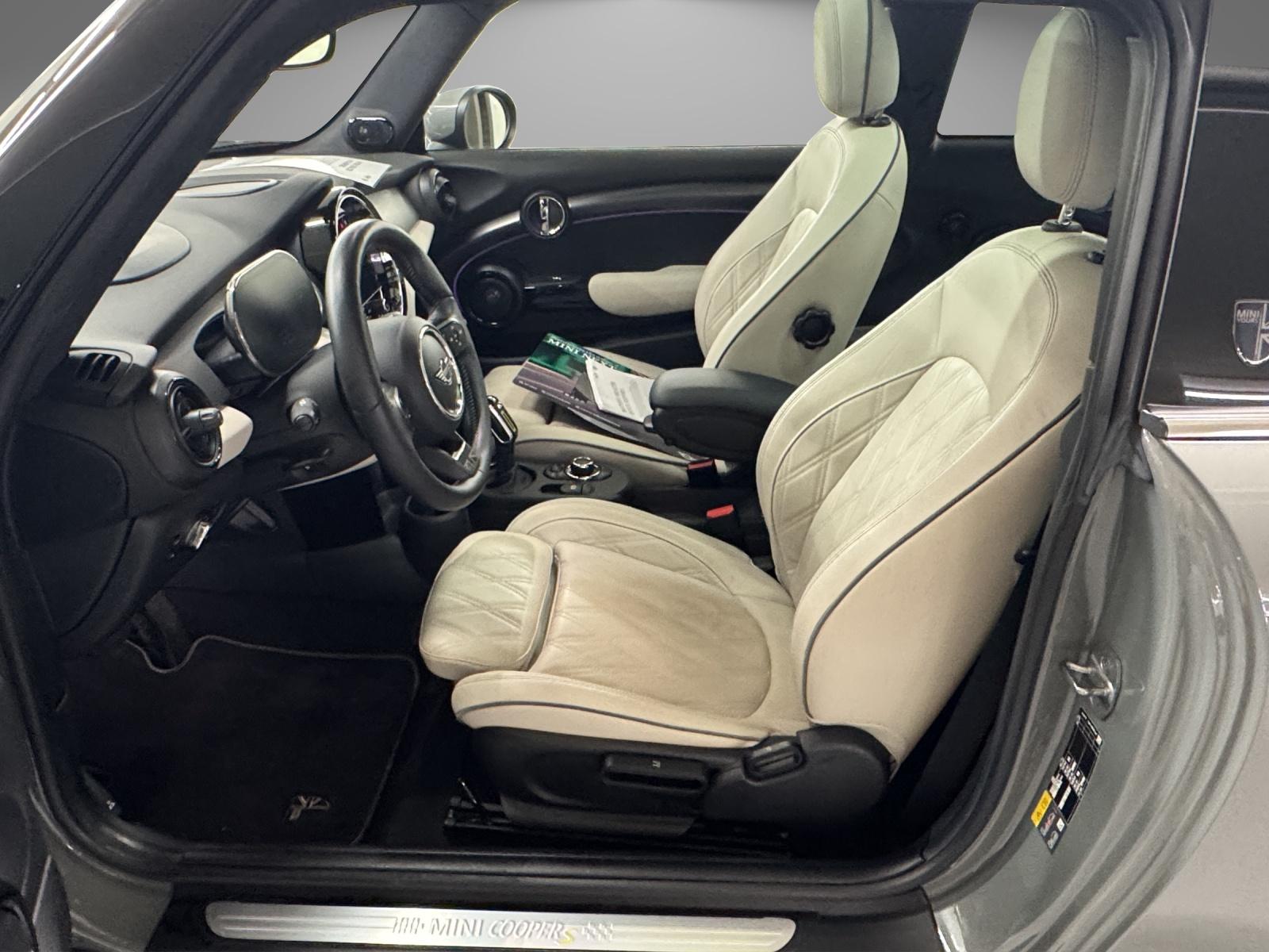 MINI F56 Cooper SE-image-10