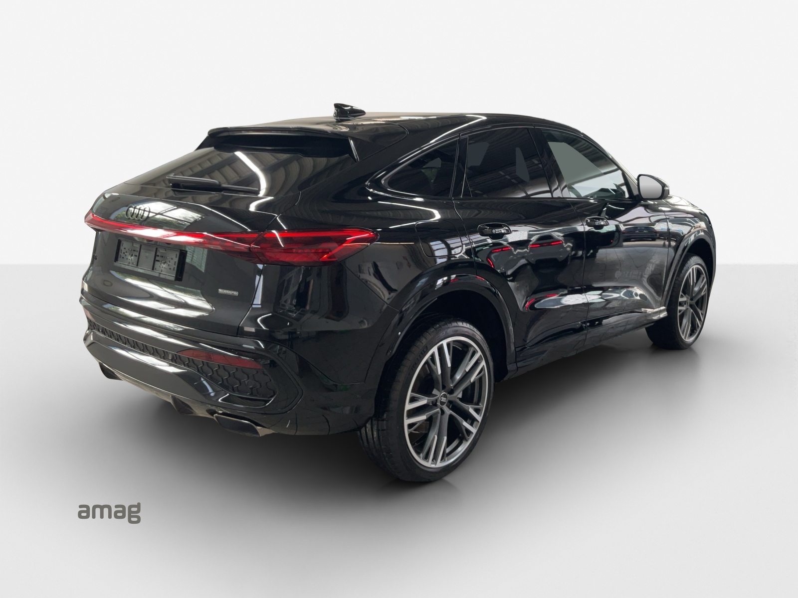 AUDI Q5 e-hybrid quattro 220 kW S-tronic-image-4