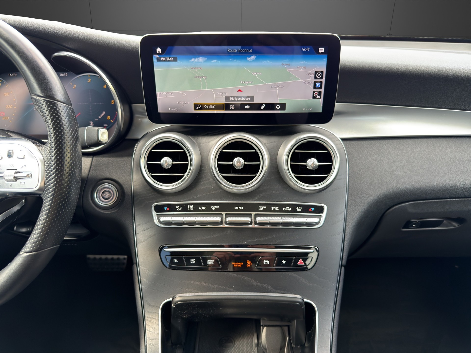 MERCEDES-BENZ GLC 300 d AMG Line 4Matic 9G-Tronic-image-13