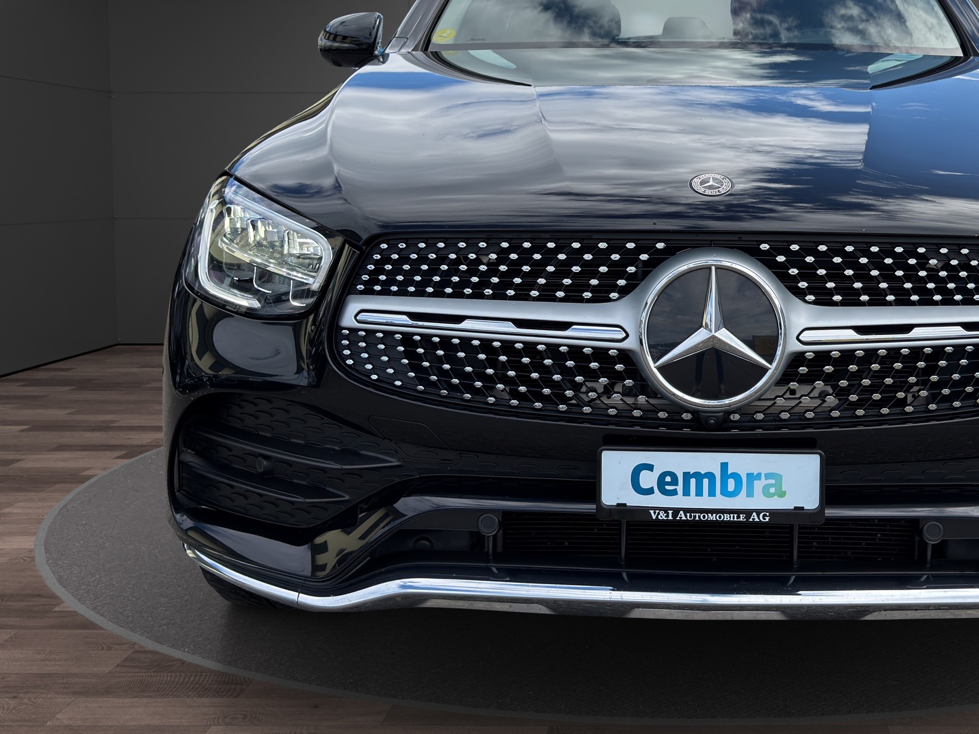 MERCEDES-BENZ GLC 300 d AMG Line 4Matic 9G-Tronic-image-8