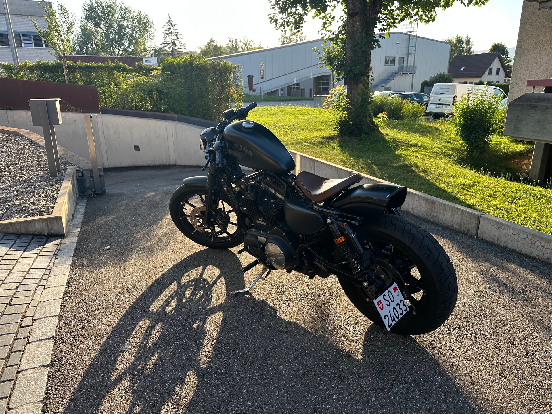 HARLEY-DAVIDSON XL 883 N Sportster Iron ABS-image-4