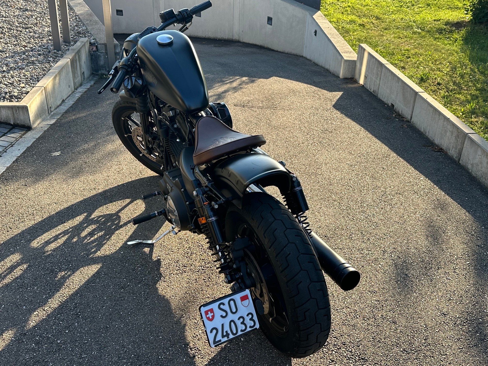 HARLEY-DAVIDSON XL 883 N Sportster Iron ABS-image-3