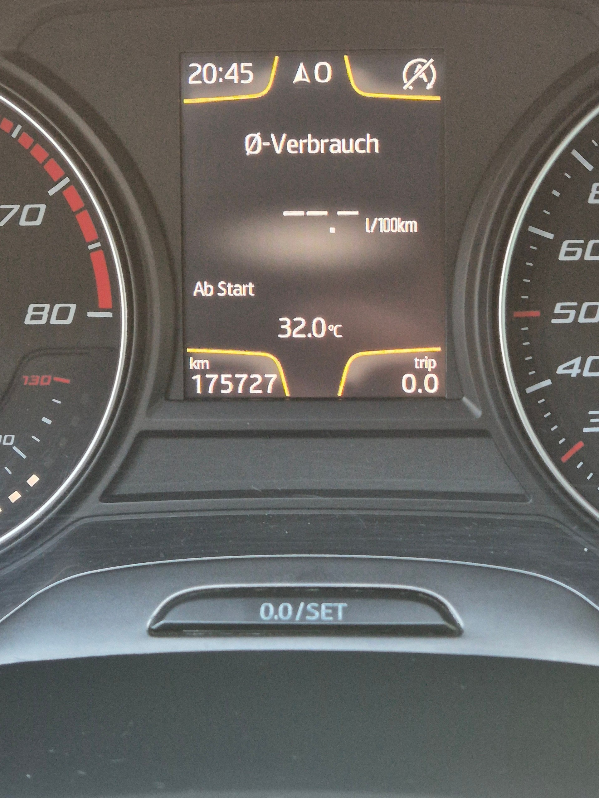 SEAT Leon ST 1.8 TSI FR DSG-image-11