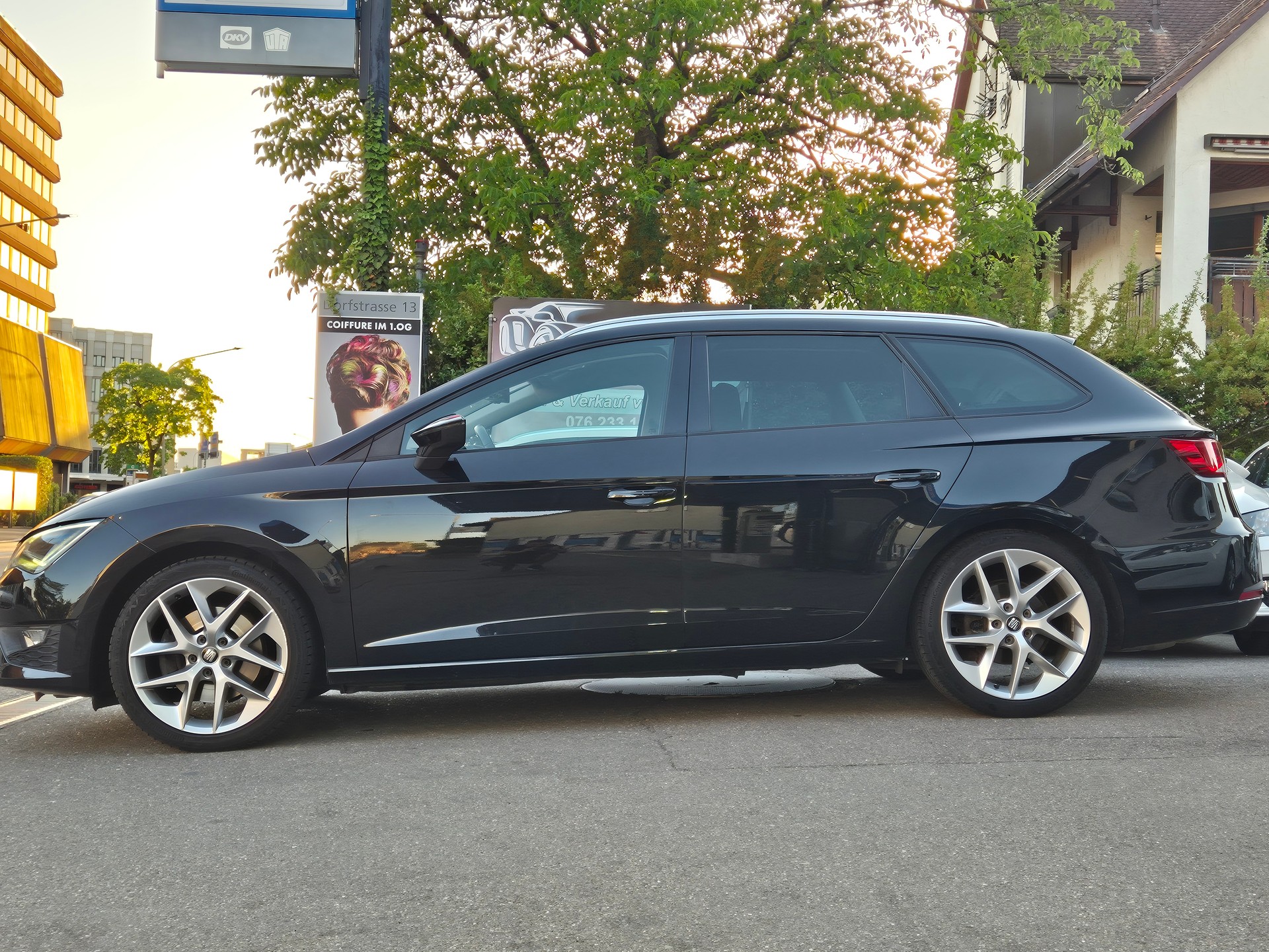 SEAT Leon ST 1.8 TSI FR DSG-showroom-element-1