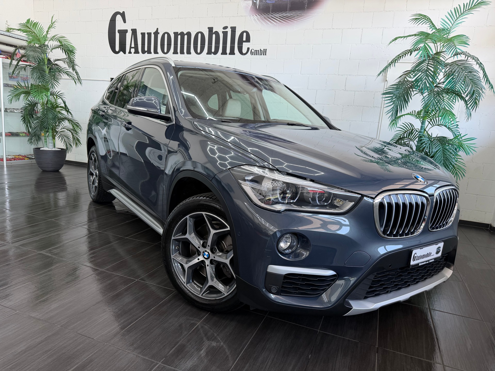 BMW X1 xDrive 20i xLine Steptronic⭐️-showroom-element-1