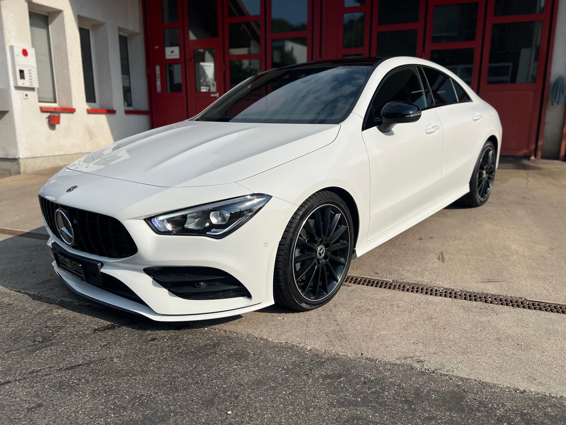 MERCEDES-BENZ CLA 250 AMG Line 7G-DCT-image-1