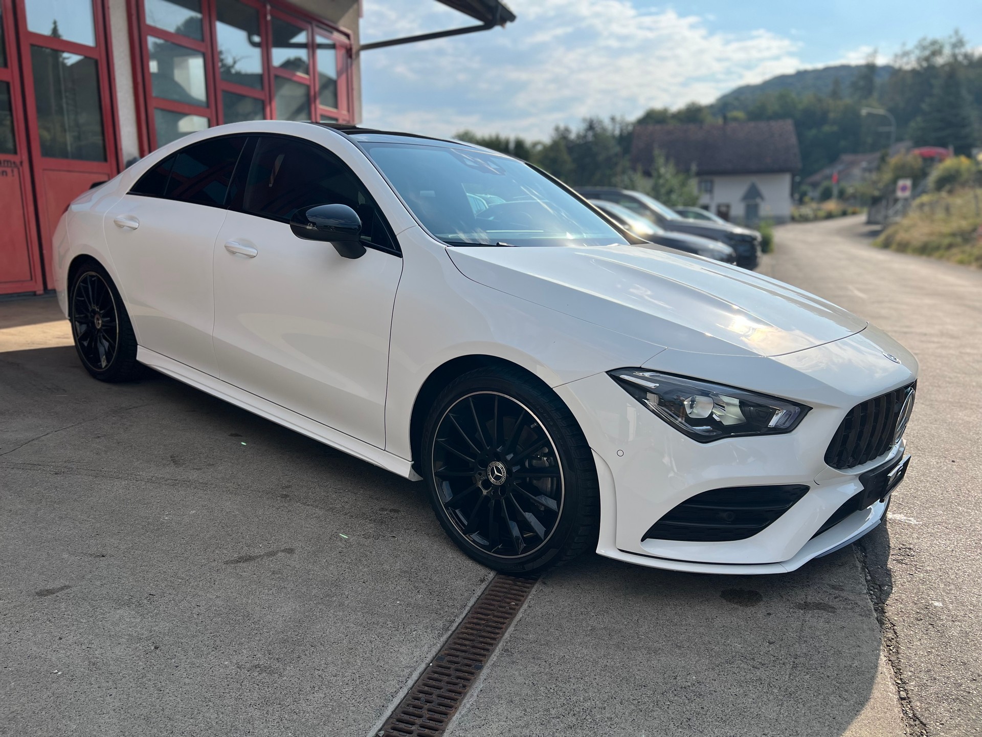 MERCEDES-BENZ CLA 250 AMG Line 7G-DCT-image-8