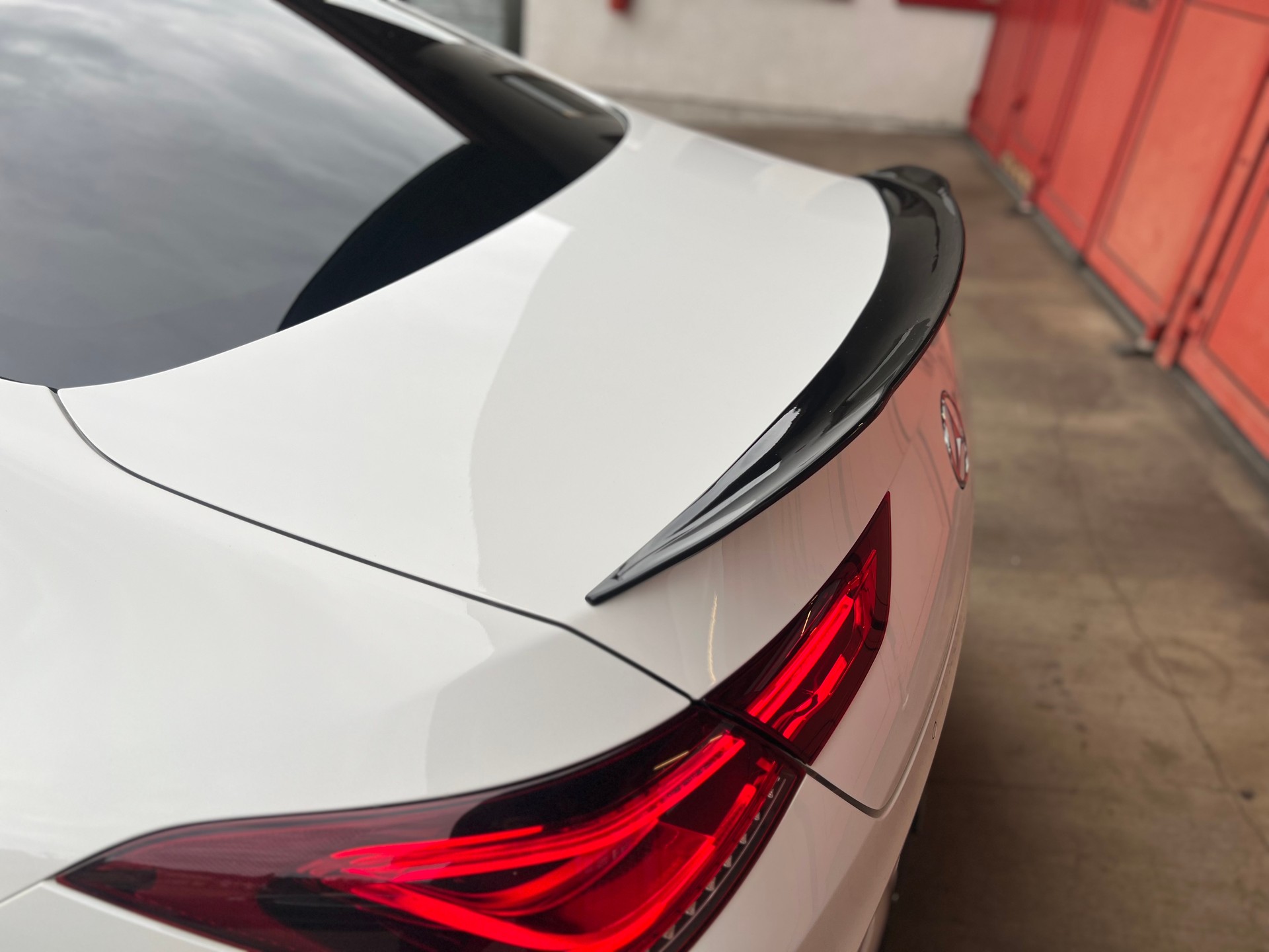 MERCEDES-BENZ CLA 250 AMG Line 7G-DCT-image-6
