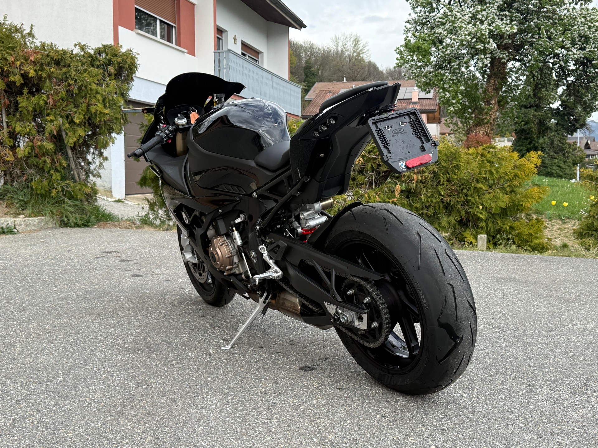 BMW S 1000 RR-image-2