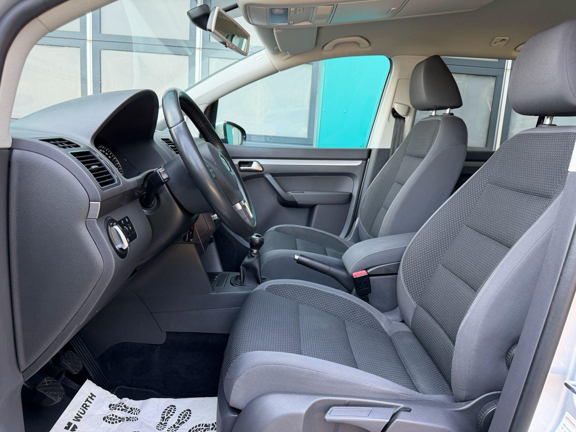 VW Touran 1.4 TSI 140 Comfortline-image-19