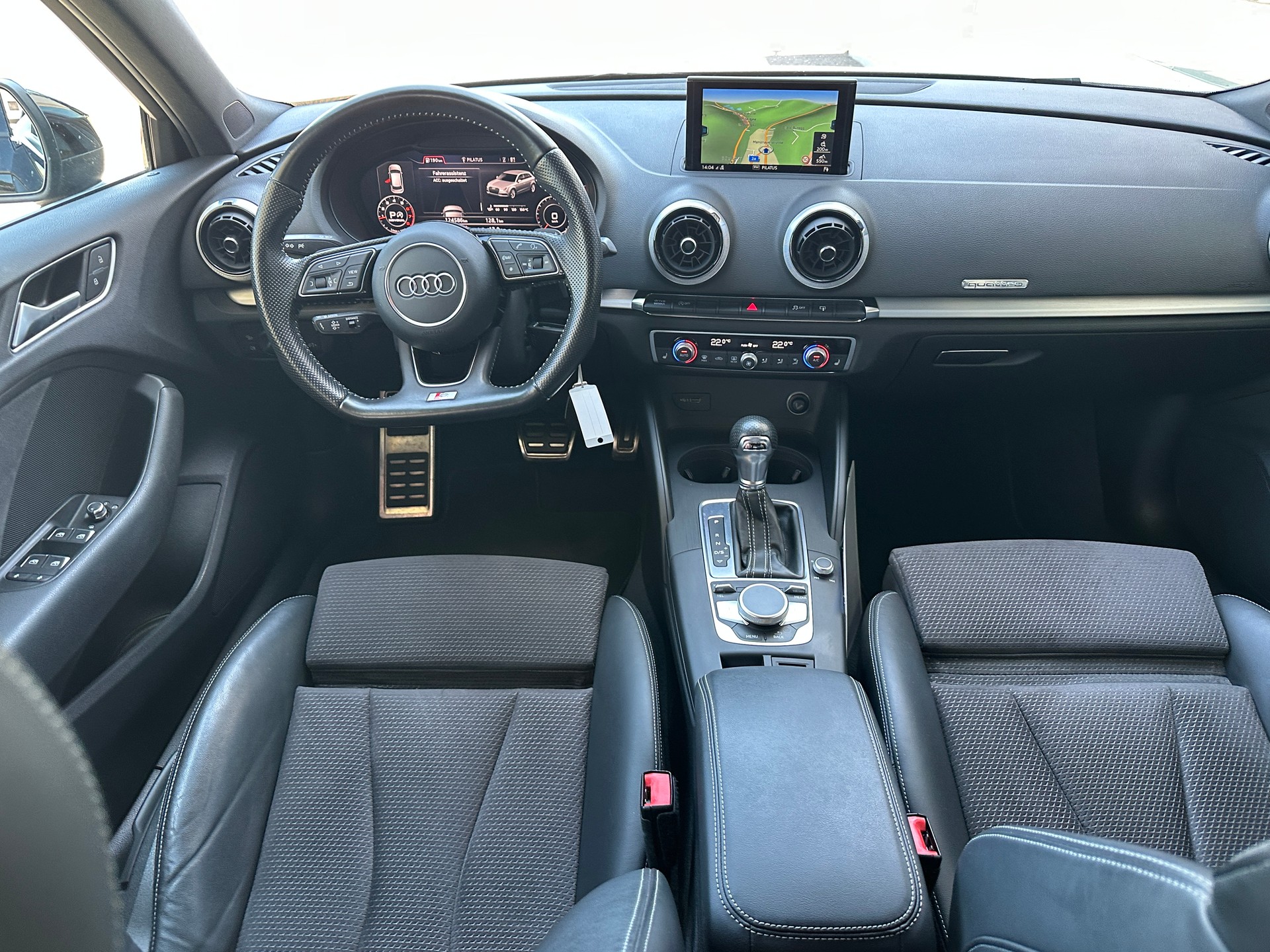 AUDI A3 Sportback 2.0 TFSI Sport quattro S-tronic-image-9