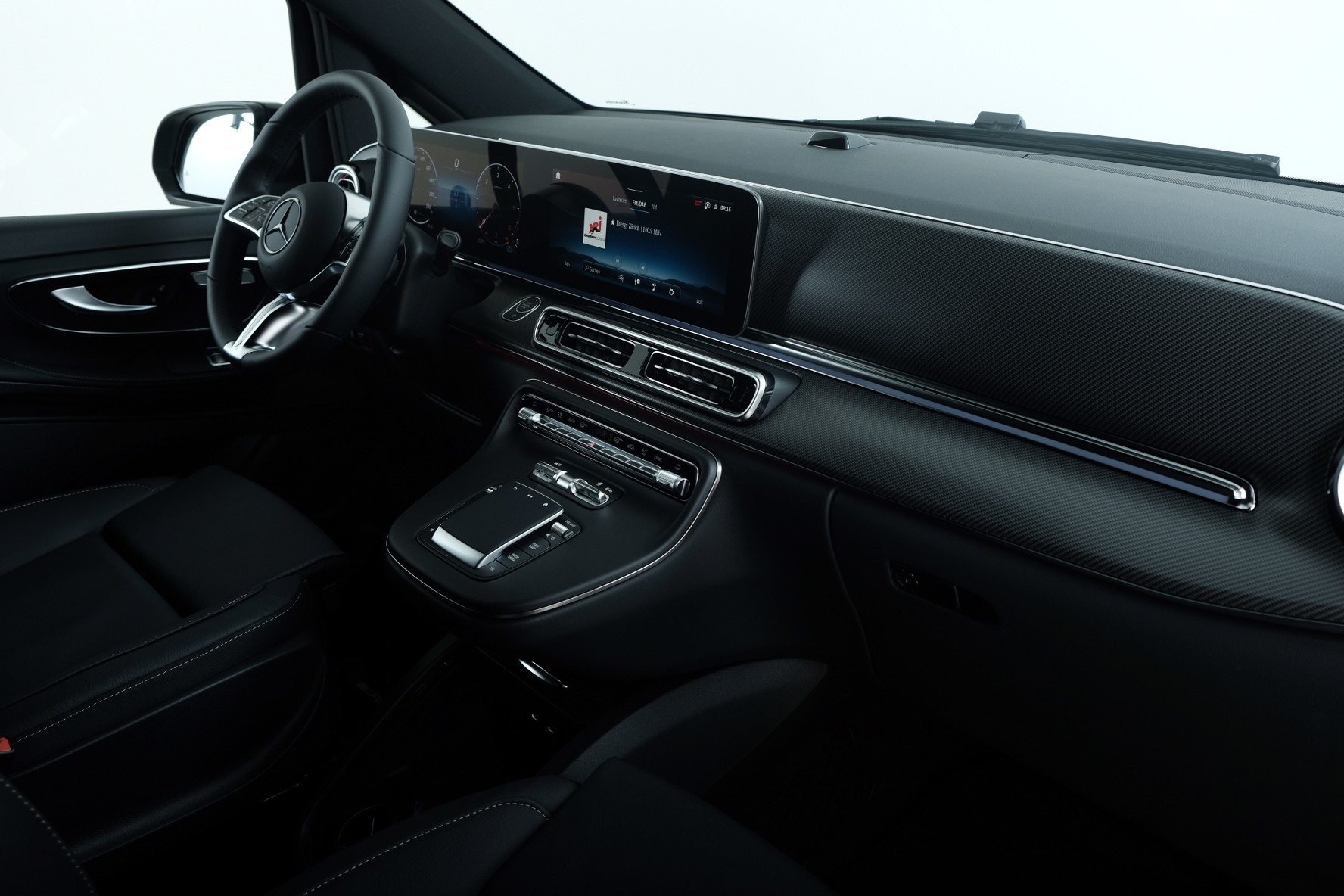 MERCEDES-BENZ V 250 d extralang 4Matic Avantgarde 9G-Tronic-image-5