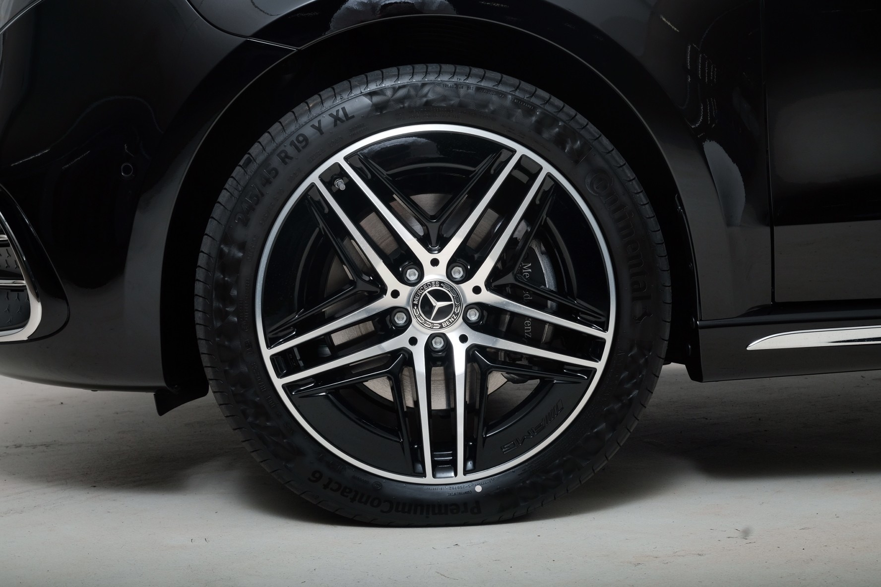 MERCEDES-BENZ V 250 d extralang 4Matic Avantgarde 9G-Tronic-showroom-element-2