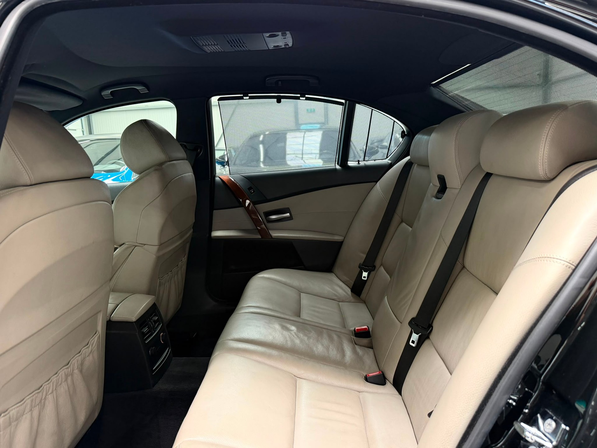 BMW M5-image-23