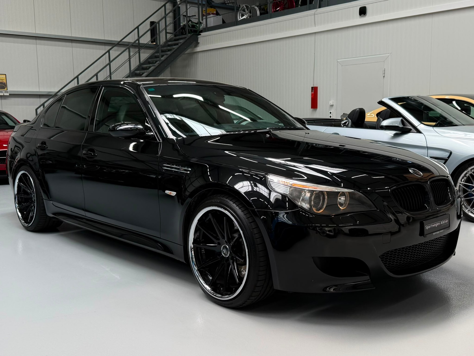 BMW M5-image-8