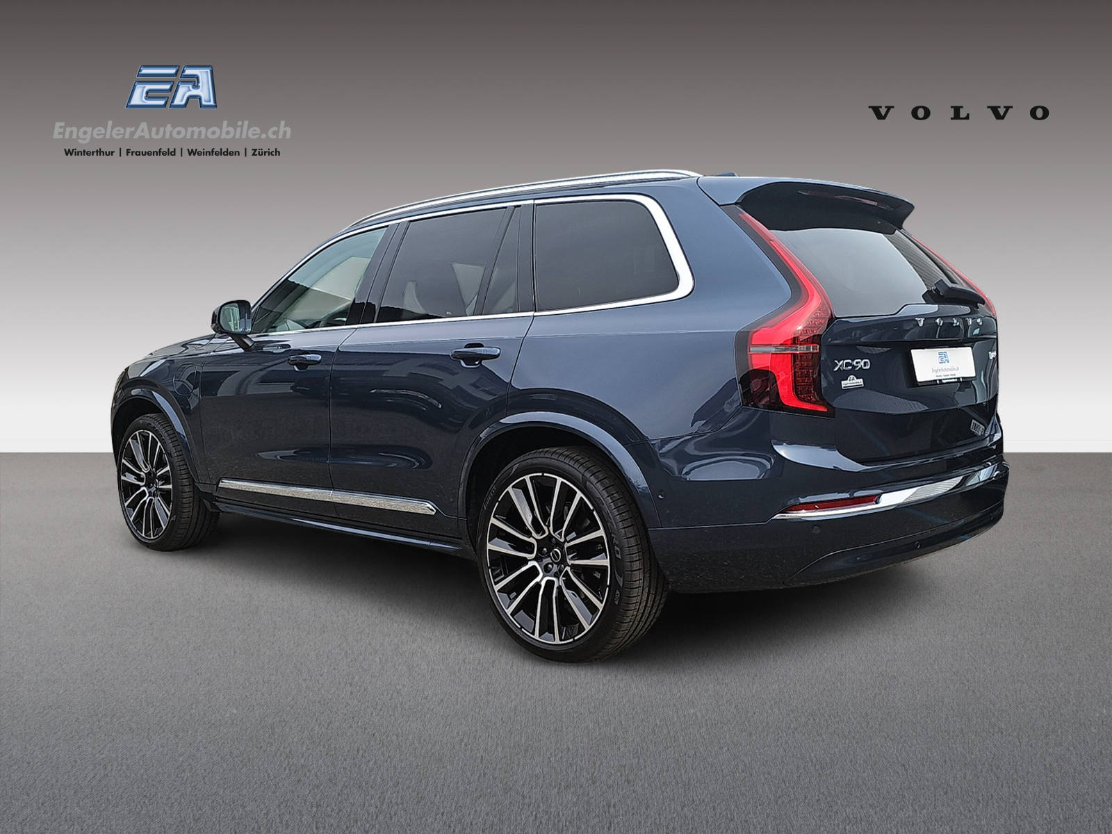 VOLVO XC90 2.0 T8 TE Ultra Bright eAWD-showroom-element-3