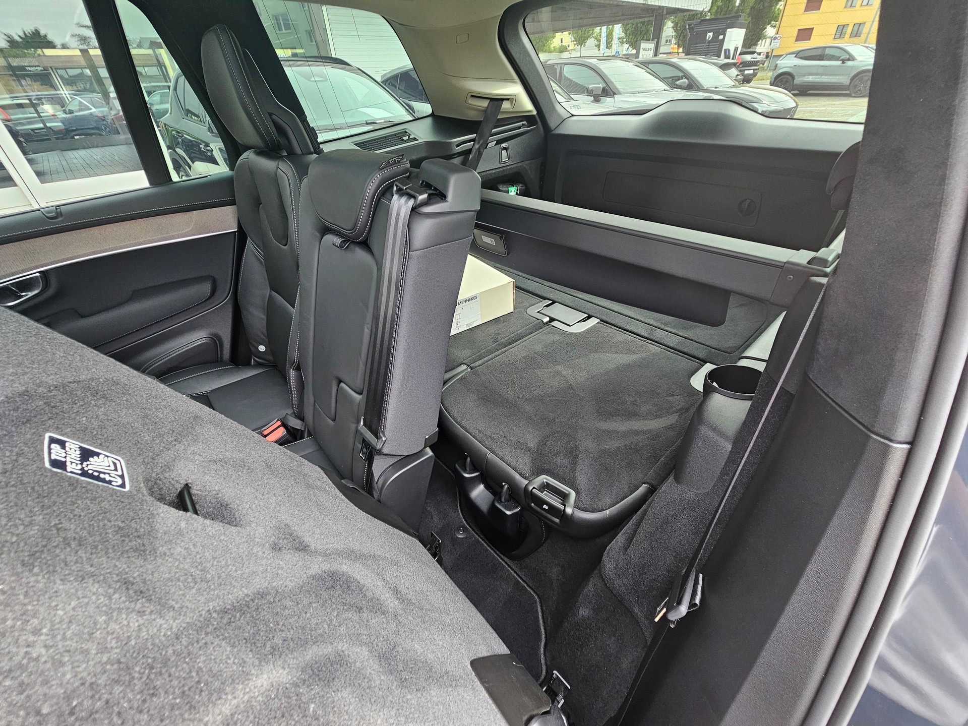 VOLVO XC90 2.0 T8 TE Ultra Bright eAWD-image-17