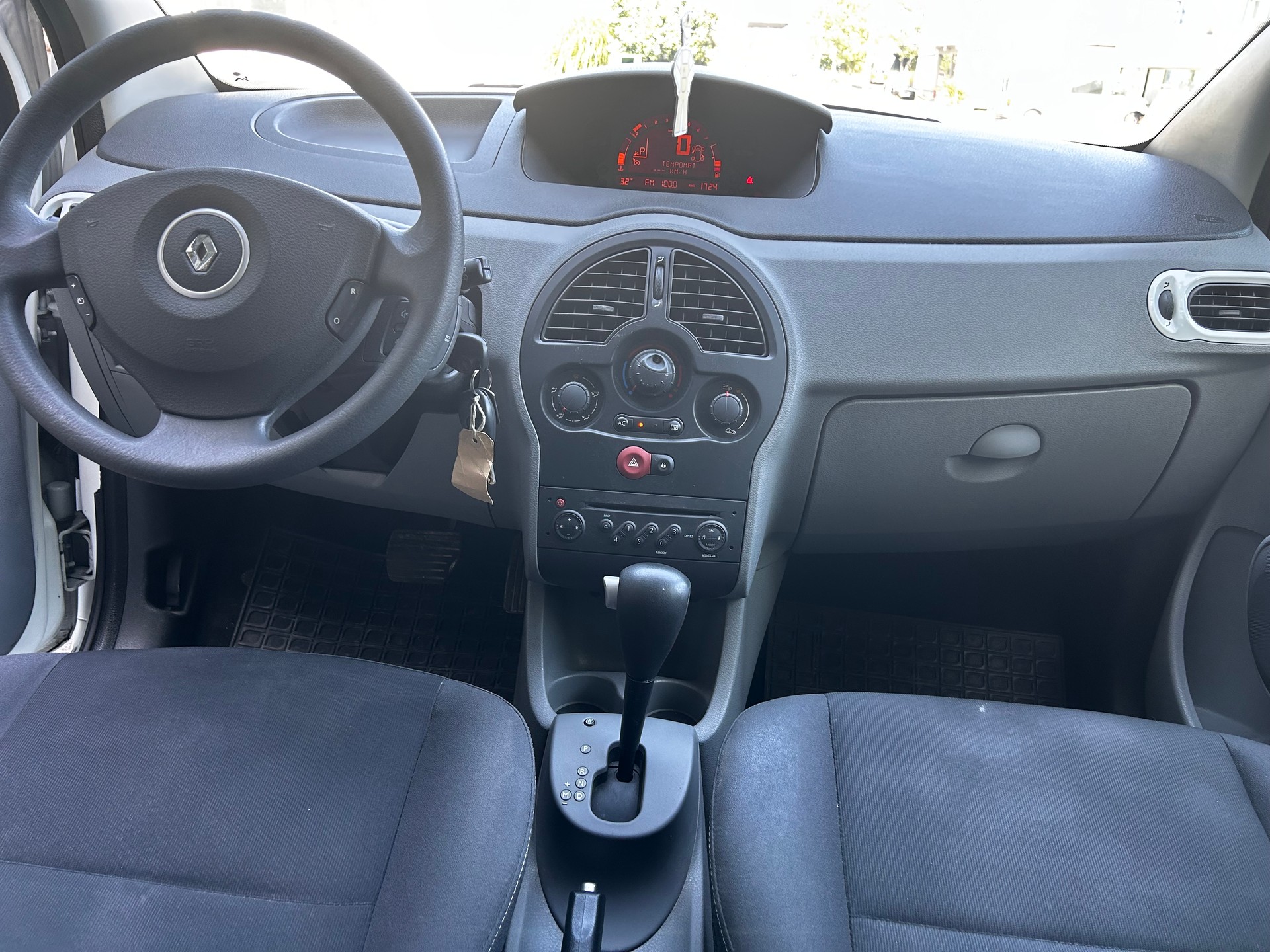 RENAULT Modus 1.6 16V Yahoo Automatic-image-10