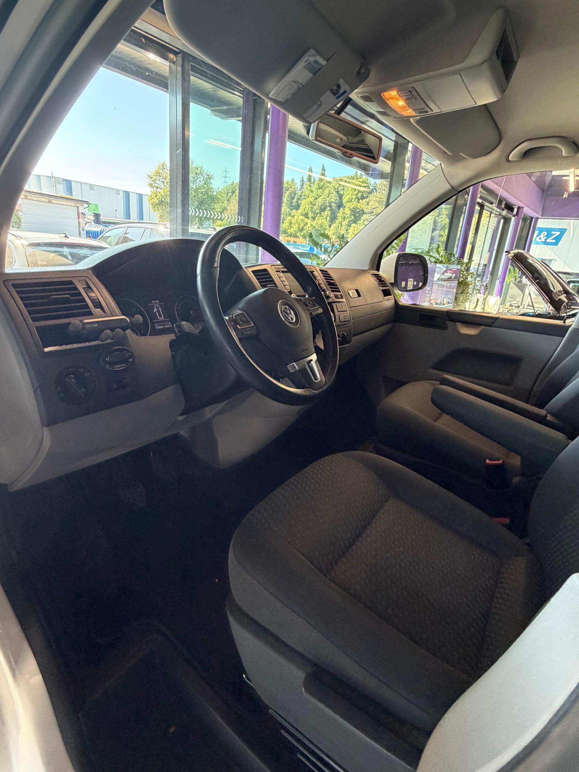 VW T5 2.0 Bi-TDI BMT-image-9