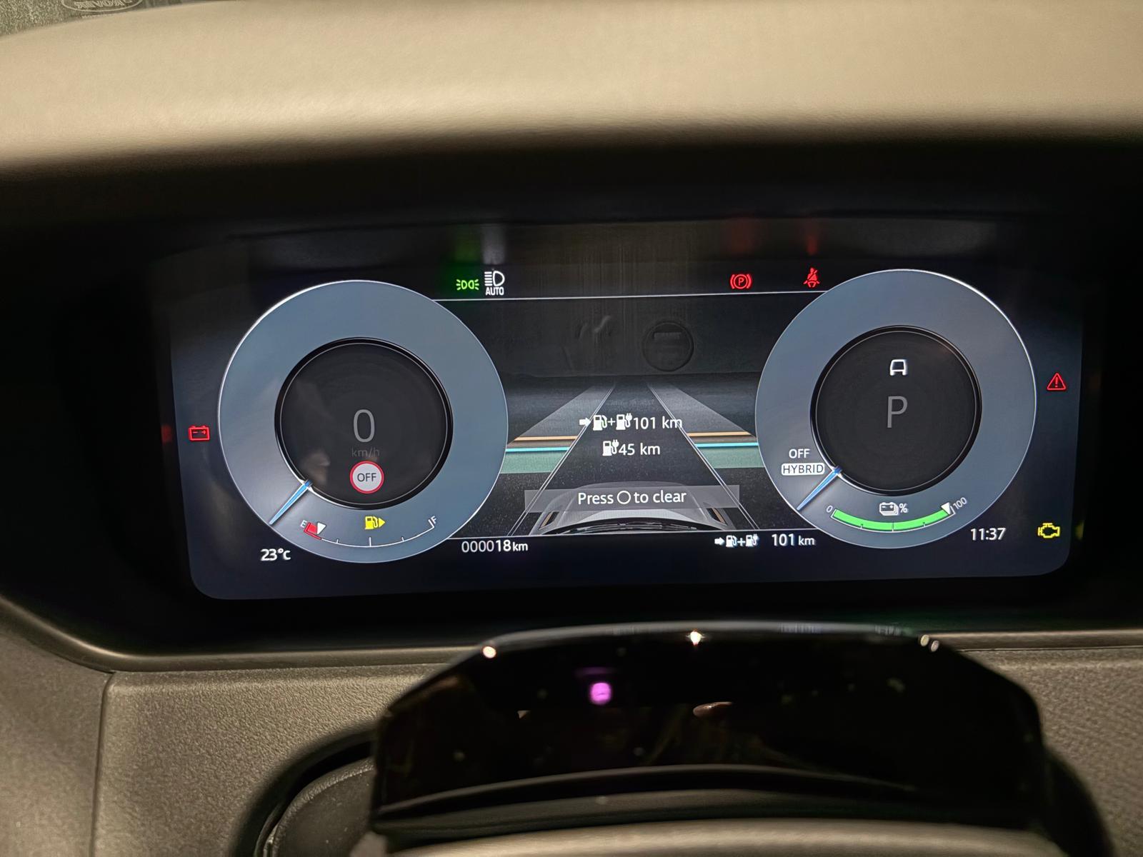 LAND ROVER Range Rover Velar 2.0 P400e Belgravia Edition Satin-image-9