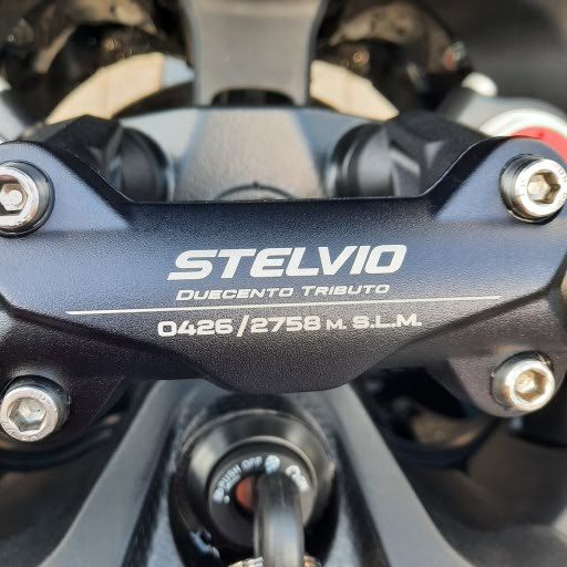 MOTO GUZZI Stelvio 1000 Ducento Tribuo E5+-image-8