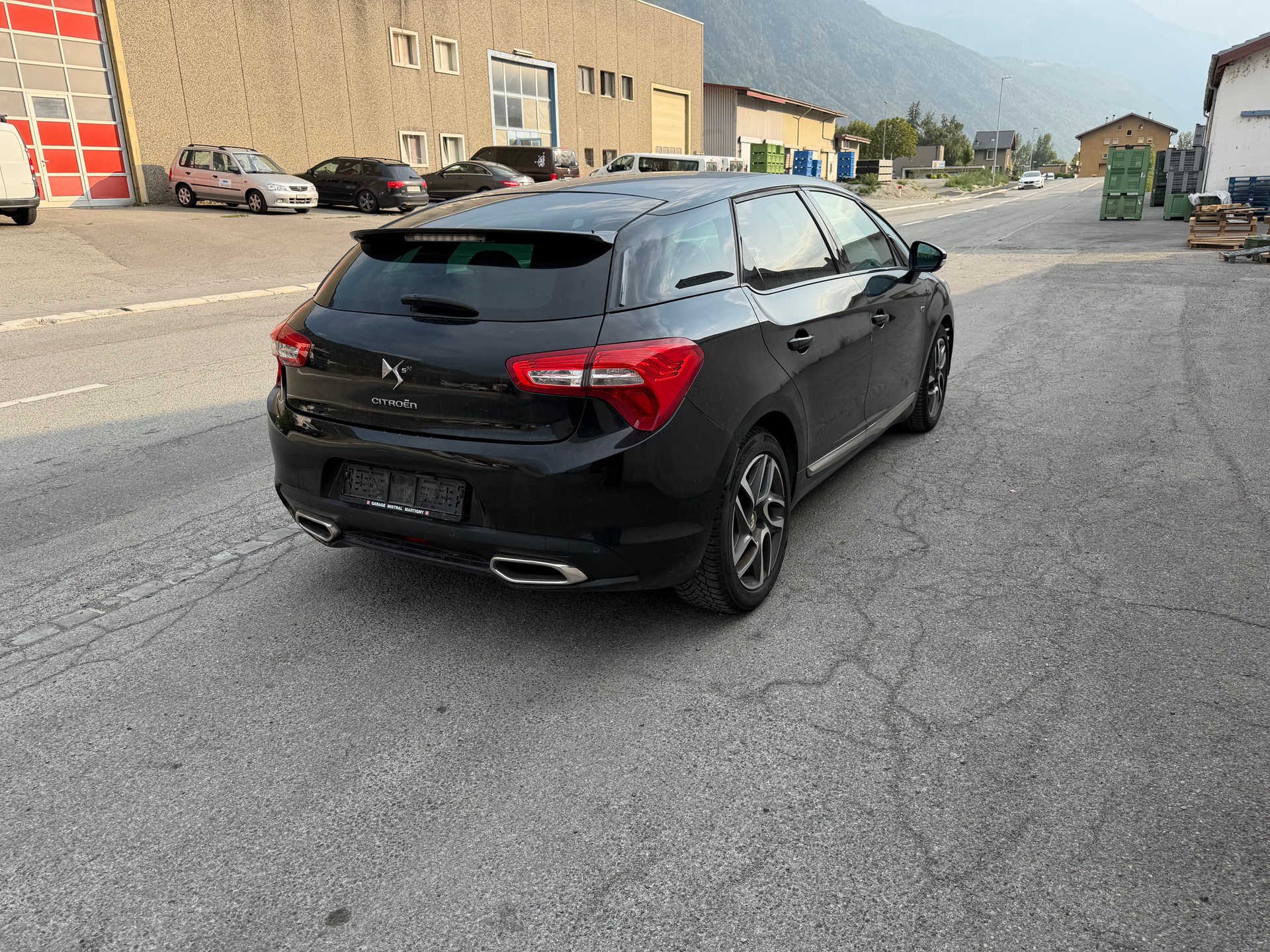 DS AUTOMOBILES DS5 HYbrid4 200 Paris Rendez-vous EGS6-image-6